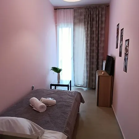In * Saloniki